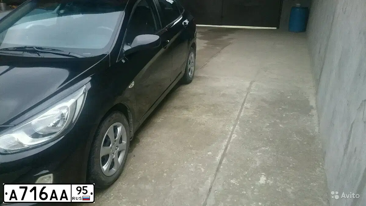 Фото автомобиля LADA 2170 PRIORA, 2014 — госномер Е964КВ95. Цвет: Белый