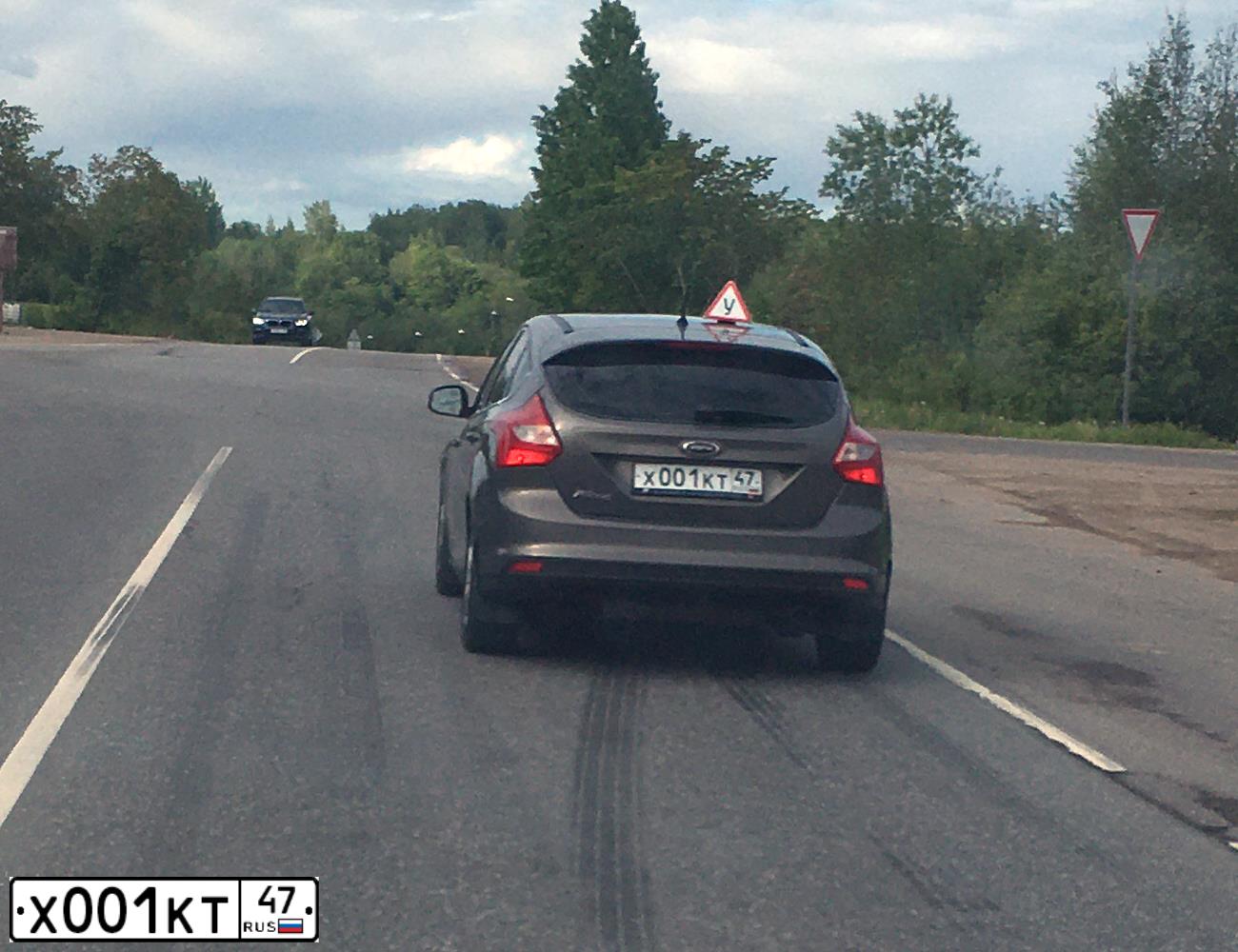 Фото автомобиля FORD FOCUS, 2013 — госномер Е371КР147