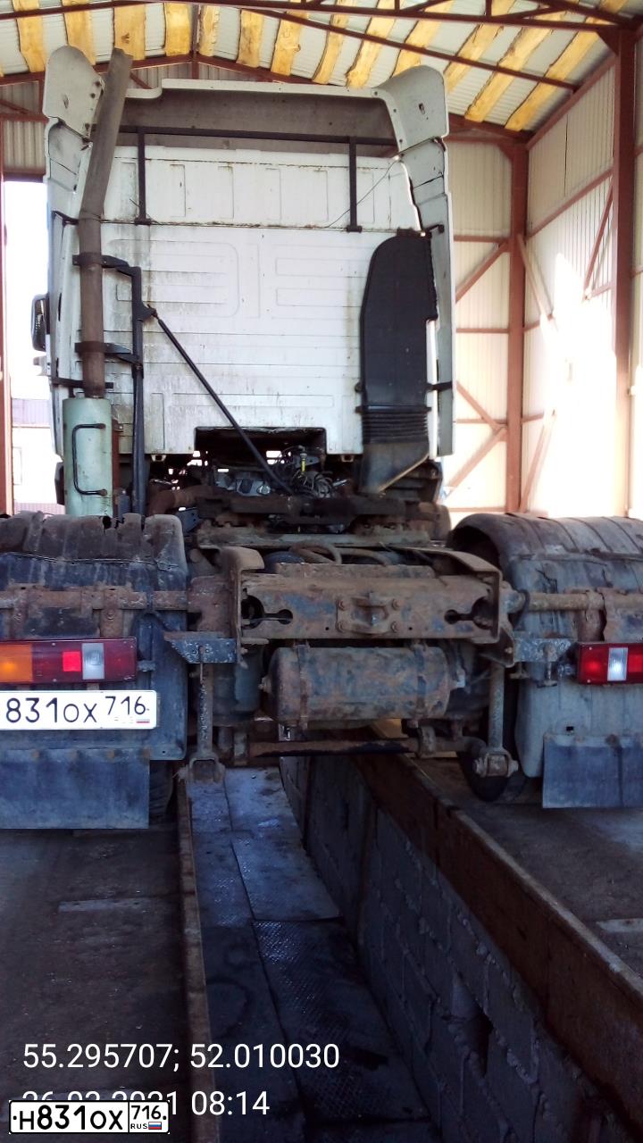 Фото автомобиля MAZ 5440 /4X2/, 2011 — госномер С417ТН716. Цвет: Белый