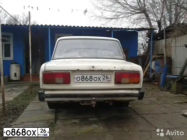 Фото автомобиля ВАЗ21053, 1993 — госномер О595ВМ26. Цвет: Белый