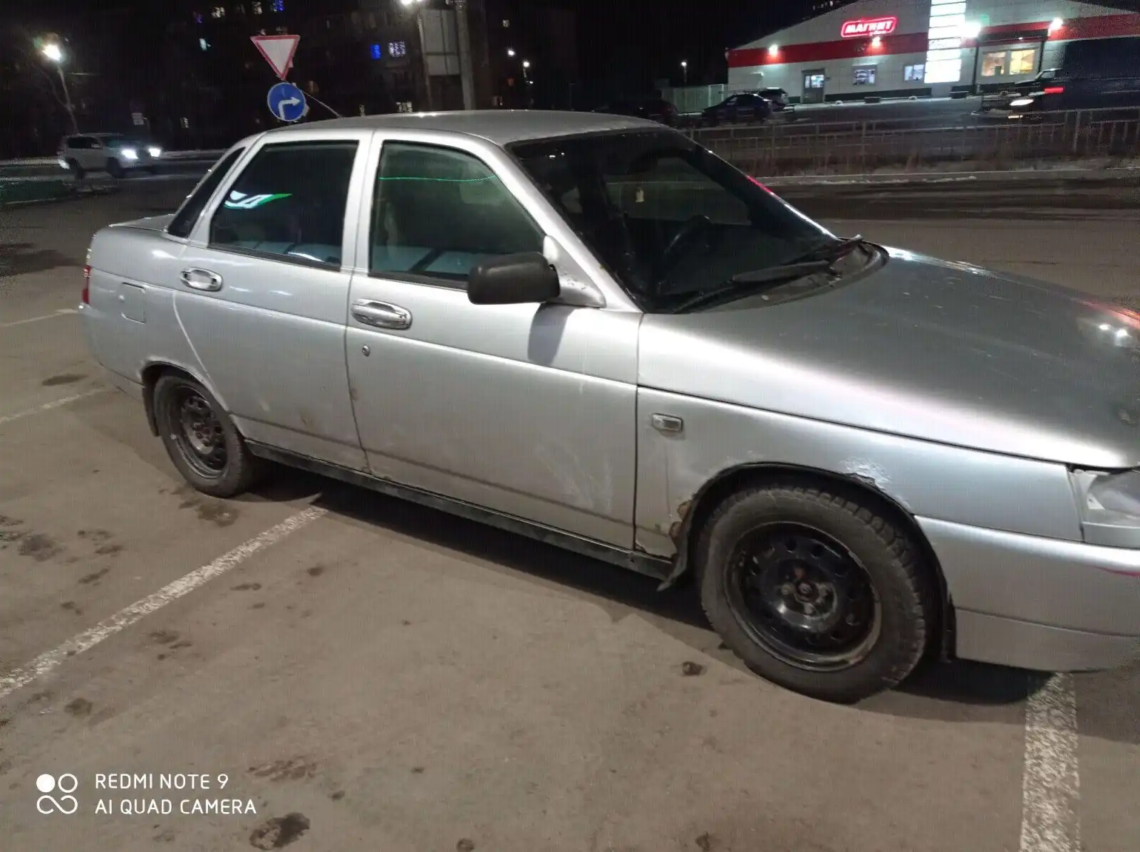 Фото автомобиля LADA 2110 LADA, 2007 — госномер М472УО134. Цвет: СЕРЫЙ