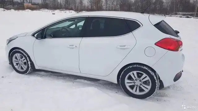 Фото автомобиля KIA CEED, 2013 — госномер Х895РС763