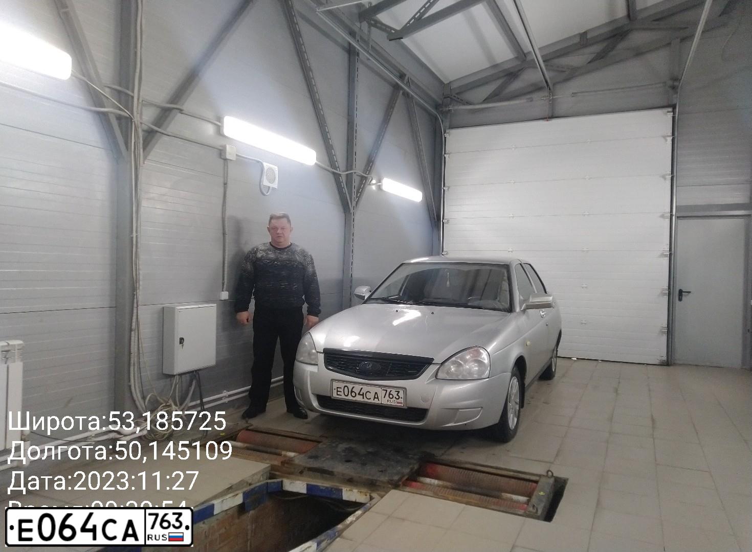 Фото автомобиля LADA PRIORA, 2007 — госномер С065НМ716. Цвет: Светло-Серебристый металлик
