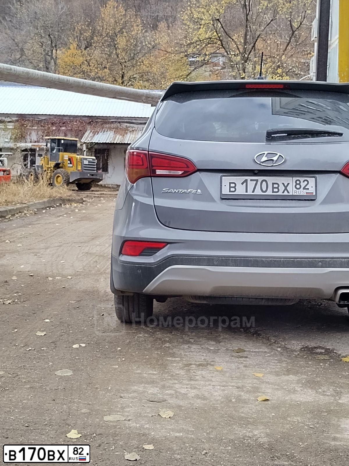 Фото автомобиля HYUNDAI SANTA FE, 2016 — госномер В170ВХ82. Цвет: Серый