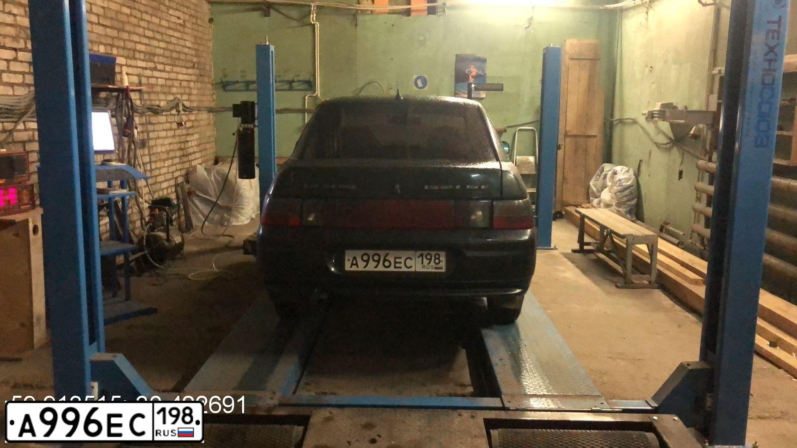 Фото автомобиля LADA 2110, 2002 — госномер А996ЕС198. Цвет: ТЕМНО-ЗЕЛЕНЫЙ