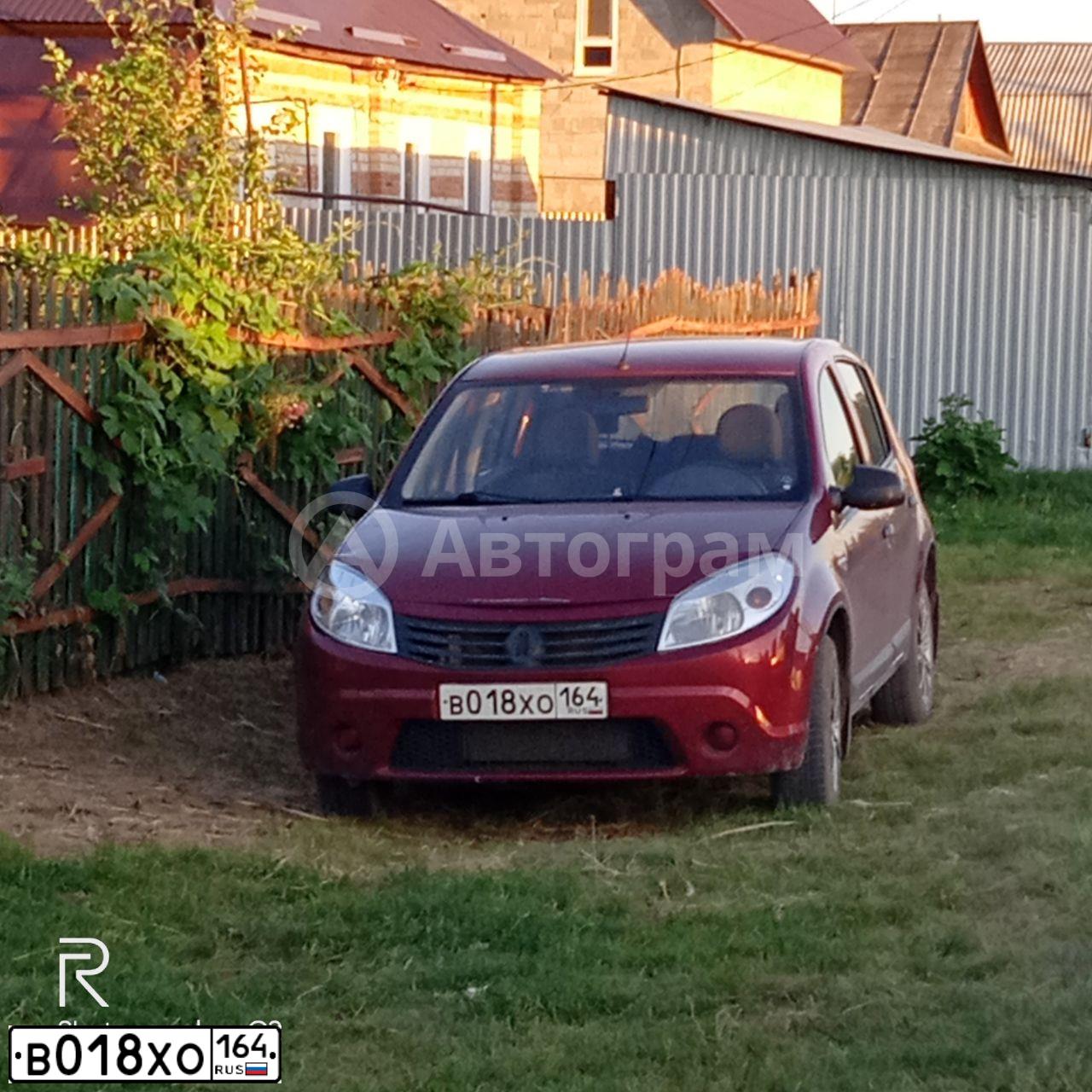 Фото автомобиля RENAULT SANDERO, 2011 — госномер М404КР164