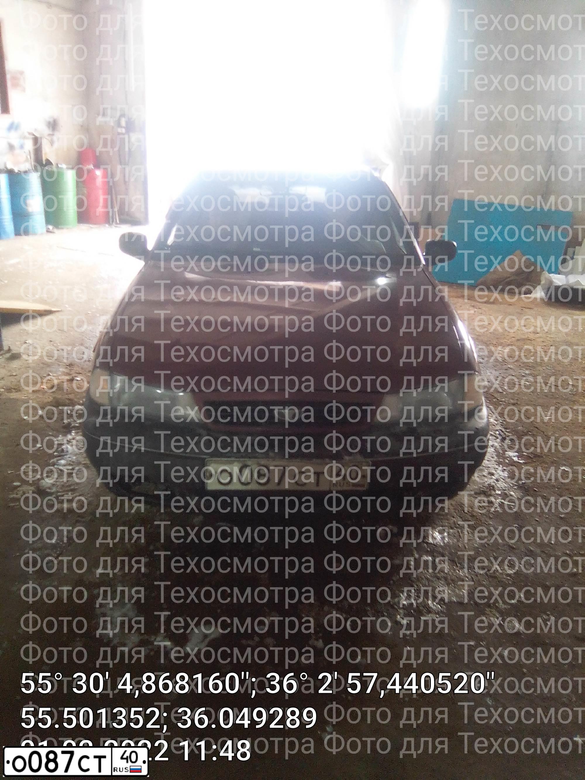 Фото автомобиля DAEWOO NEXIA, 2000 — госномер В800СЕ40. Цвет: Красный