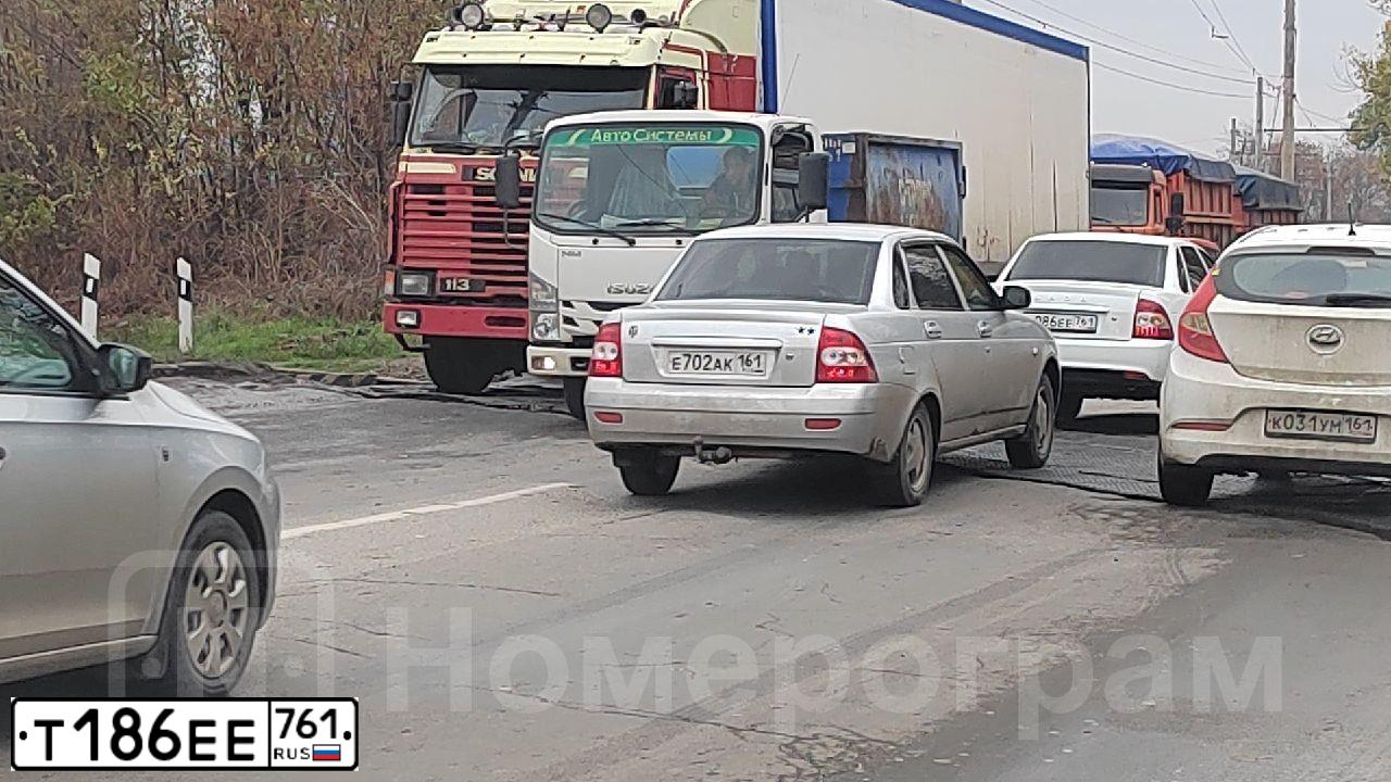 Фото автомобиля AUDI Q7, 2008 — госномер К007ХР26. Цвет: Серебристый