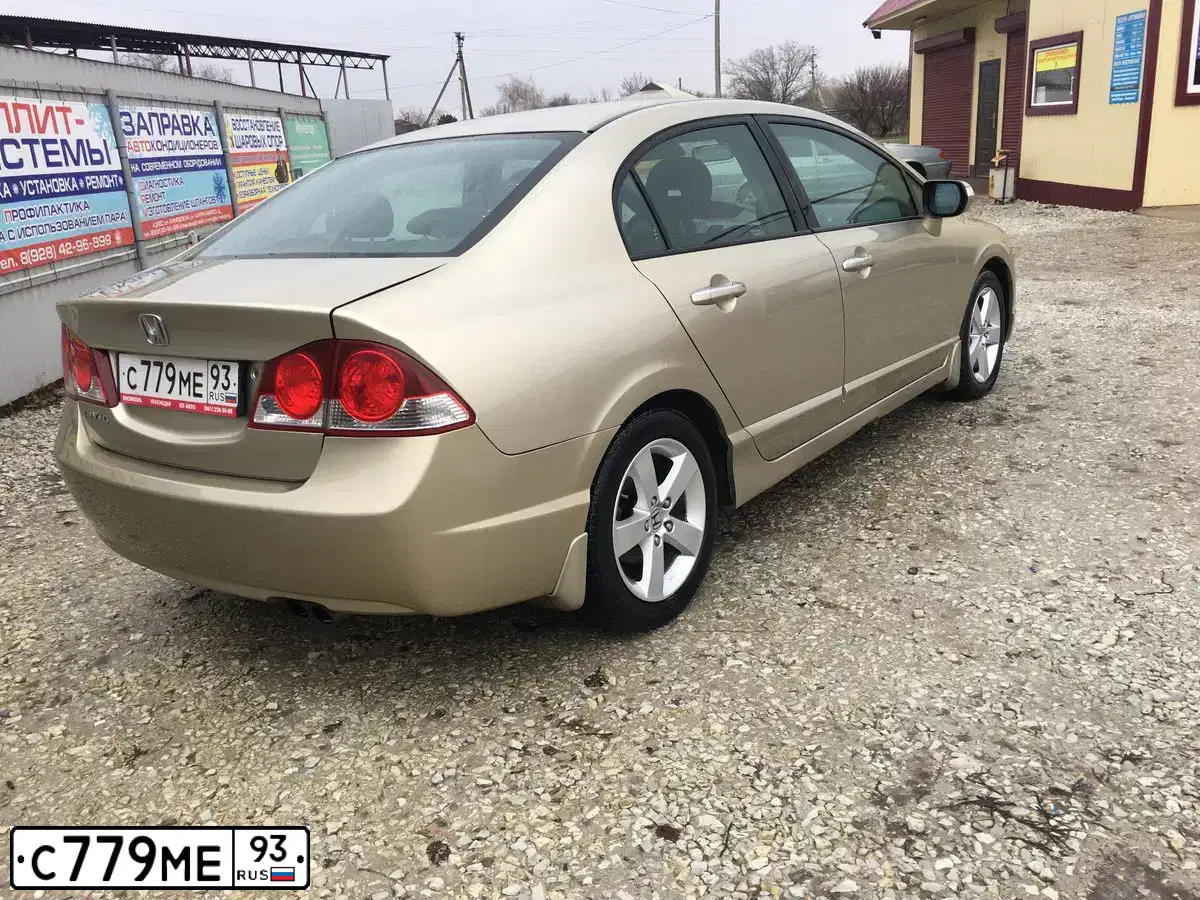 Фото автомобиля HONDA CIVIC, 2008 — госномер С840ТВ62. Цвет: СЕРО-ЗОЛОТИСТЫЙ