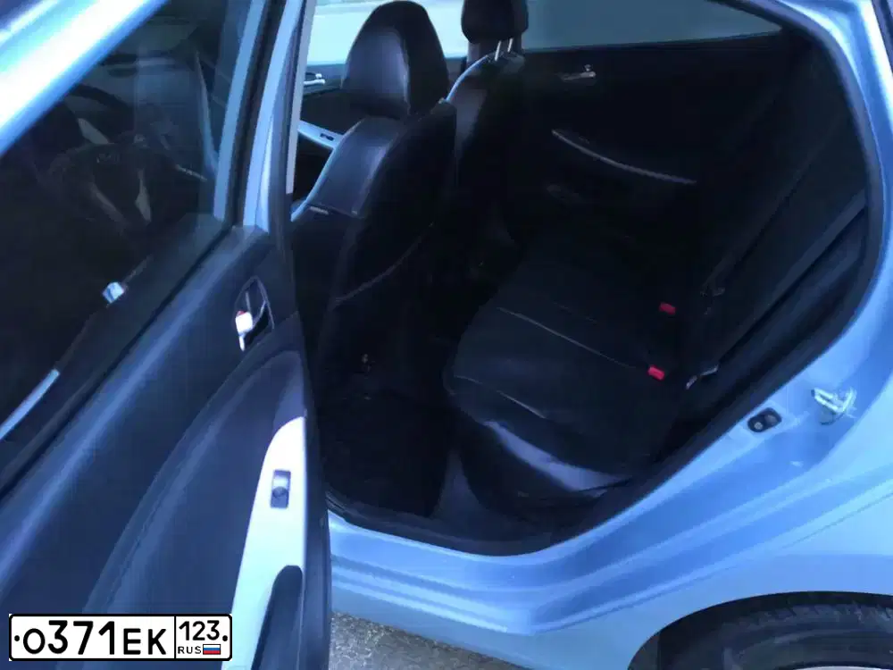 Фото автомобиля HYUNDAI SOLARIS, 2012 — госномер У697УУ01. Цвет: СЕРО-ГОЛУБОЙ