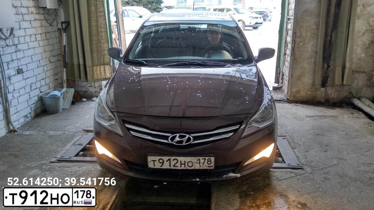 Фото автомобиля HYUNDAI SOLARIS, 2015 — госномер Р847ВС48. Цвет: Коричневый