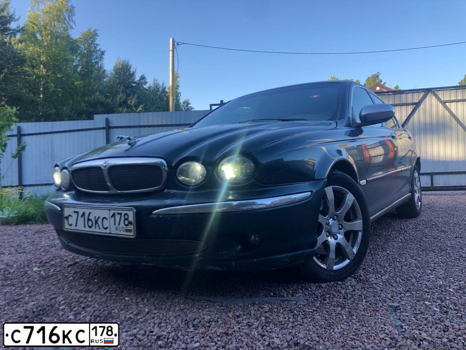 Фото автомобиля JAGUAR X-TYPE, 2002 — госномер С716КС178. Цвет: ЗЕЛЕНЫЙ