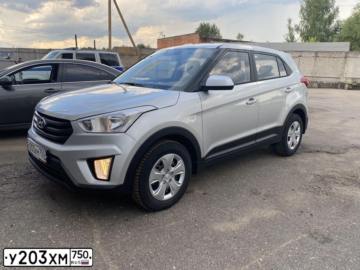 Фото автомобиля HYUNDAI CRETA, 2019 — госномер О999РС48. Цвет: Серебристый