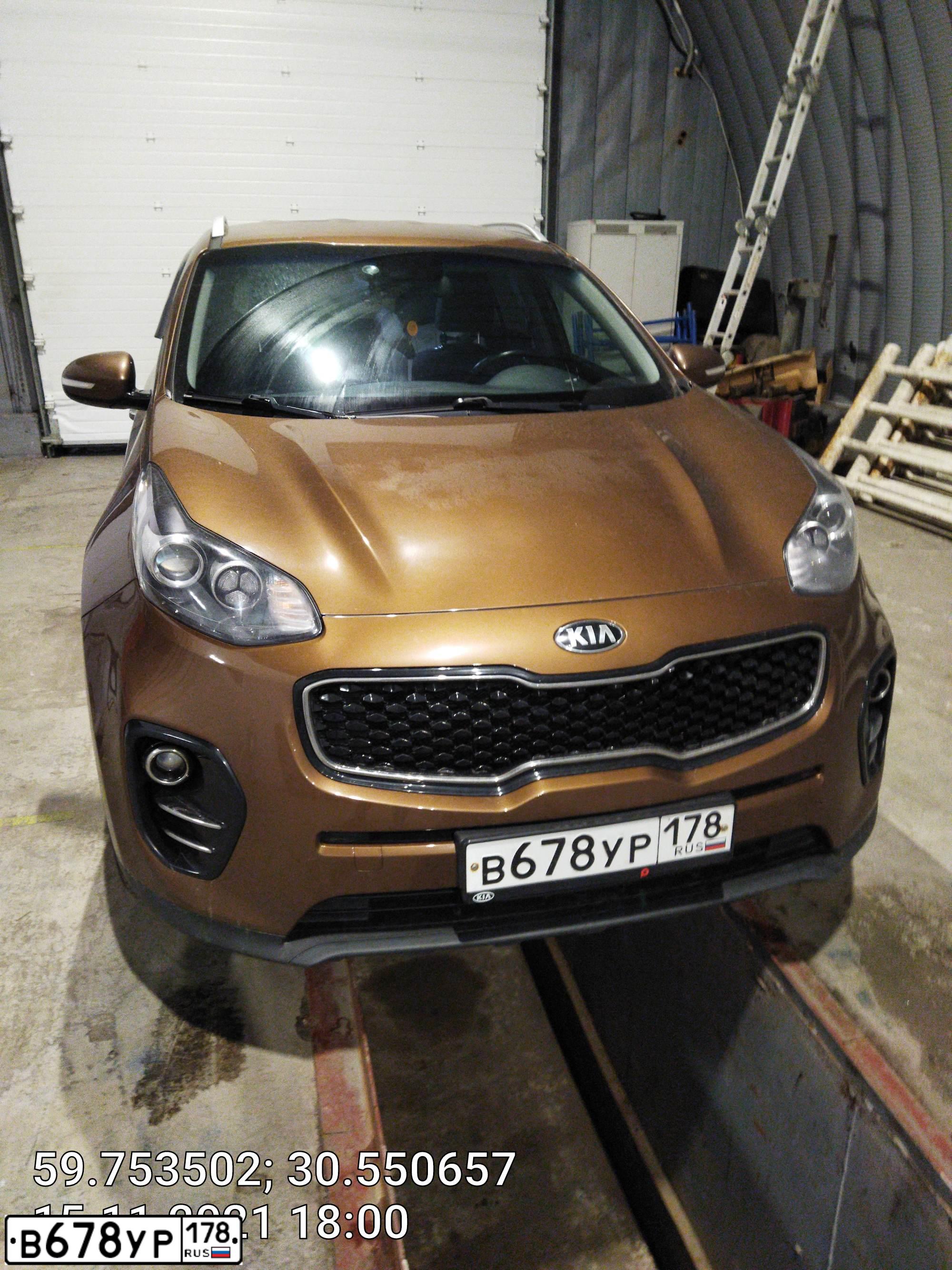 Фото автомобиля KIA SPORTAGE, 2016 — госномер В678УР178. Цвет: КОРИЧНЕВЫЙ
