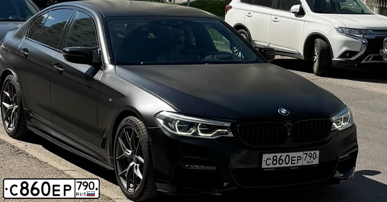 Фото автомобиля BMW SERIE 5 GT, 2020 — госномер С860ЕР790. Цвет: ЧЕРНЫЙ