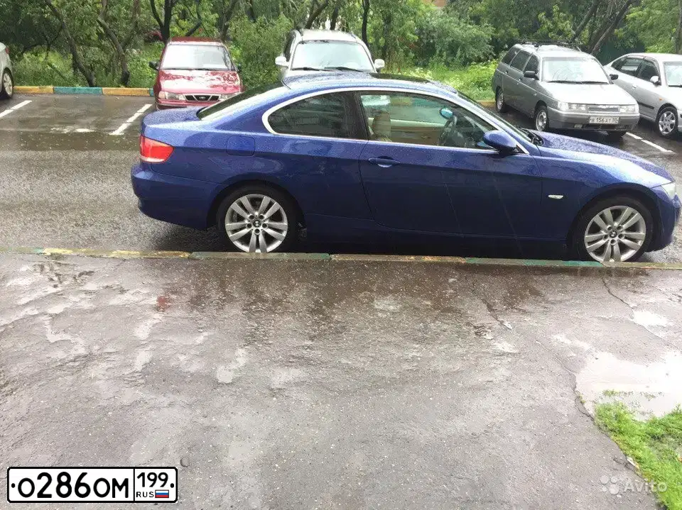 Фото автомобиля HYUNDAI SANTA FE, 2005 — госномер О286ОМ199. Цвет: Серебристый