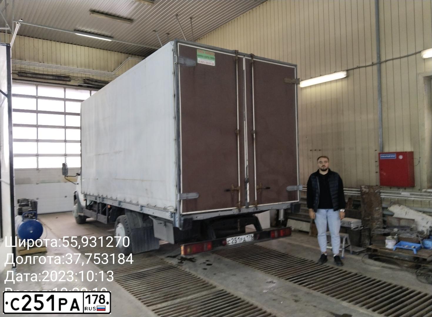 Фото автомобиля GAZ 3310 WALDAI, 2014 — госномер С251РА178. Цвет: Белый