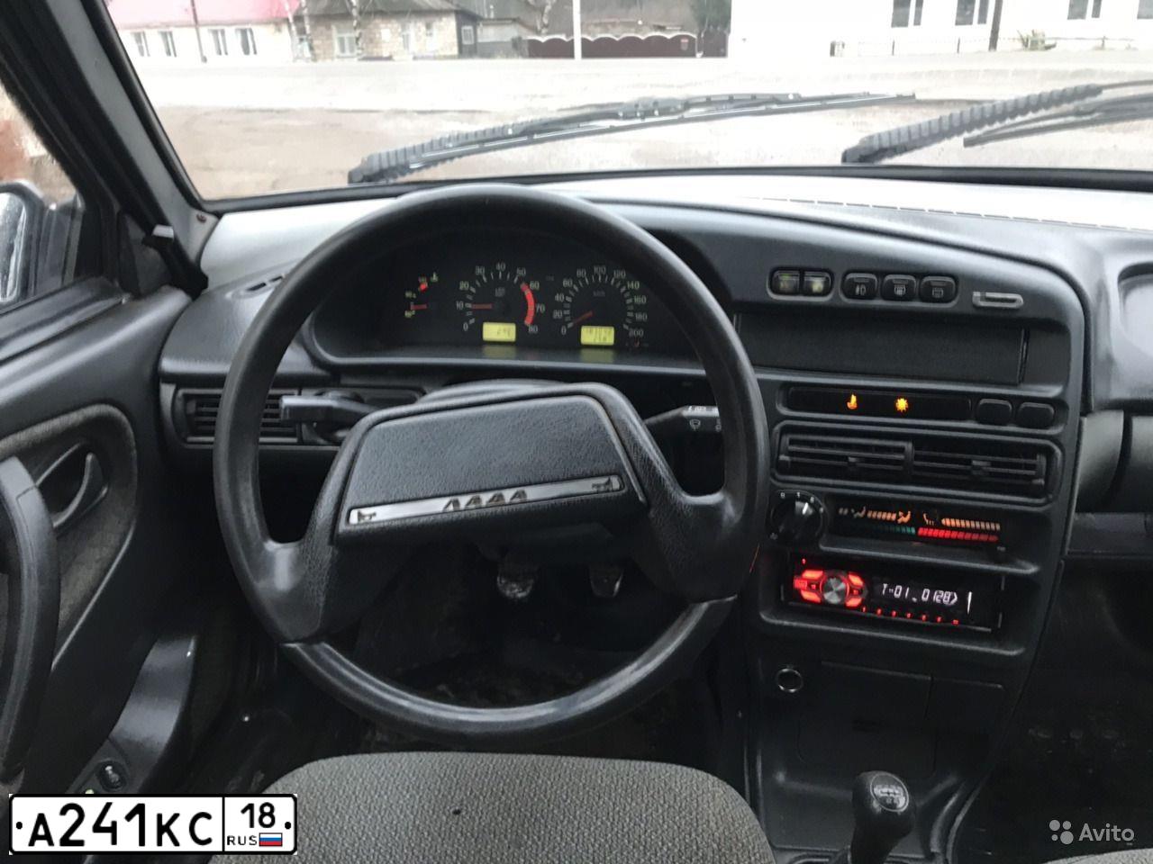 Фото автомобиля LADA 2115, 2006 — госномер С609УТ18. Цвет: СВЕТЛО-СЕРЕБРИСТЫЙ МЕТАЛ