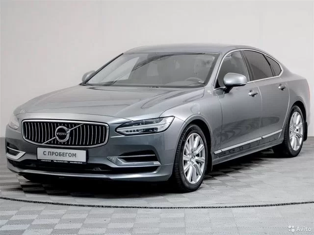 Фото автомобиля VOLVO S90, 2019 — госномер Р312ВК250. Цвет: СТАЛЬНОЙ