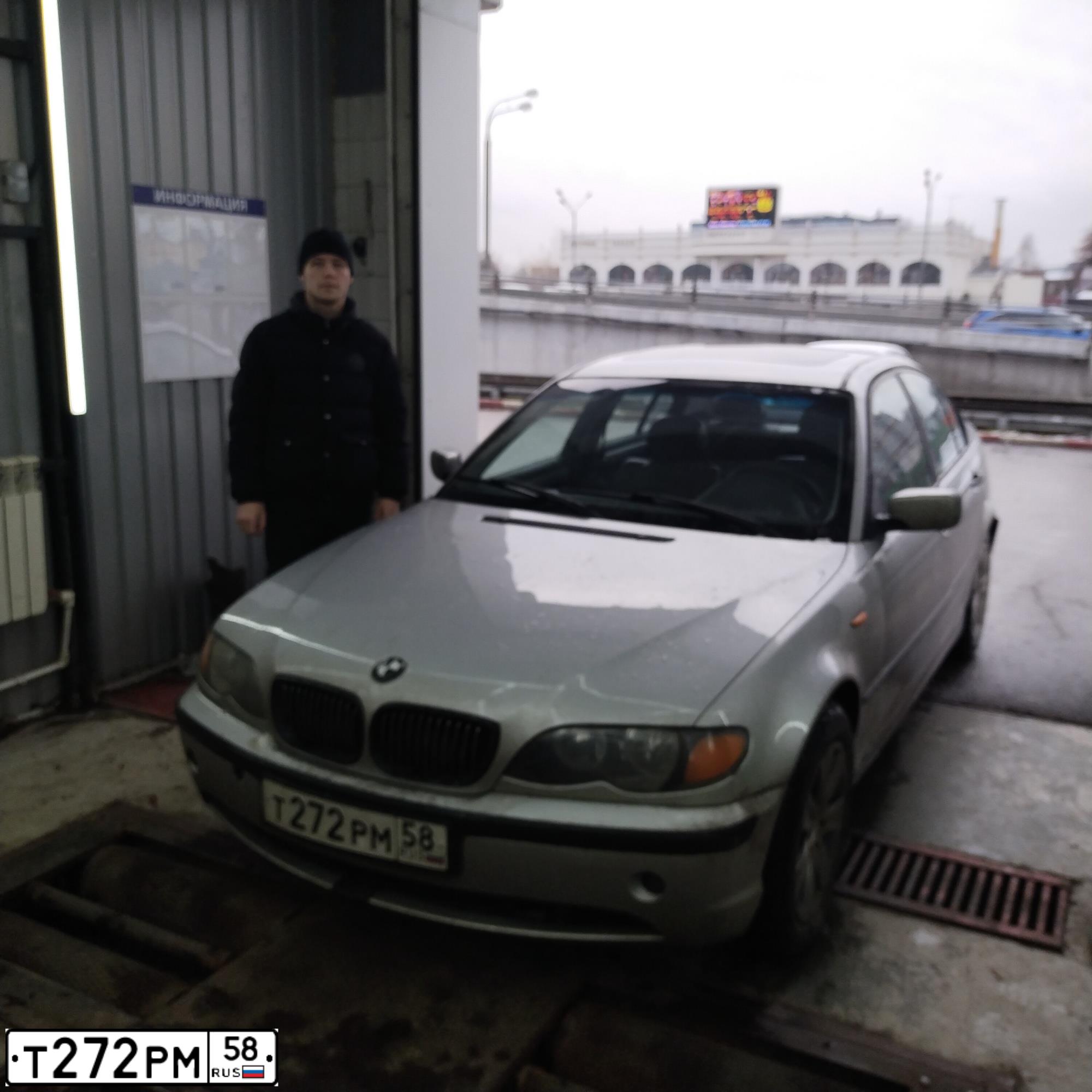Фото автомобиля BMW SERIE 3, 2003 — госномер Т272РМ58. Цвет: Серебристый