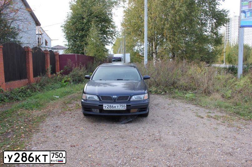 Фото автомобиля NISSAN MAXIMA, 1995 — госномер С054ВО797. Цвет: синий