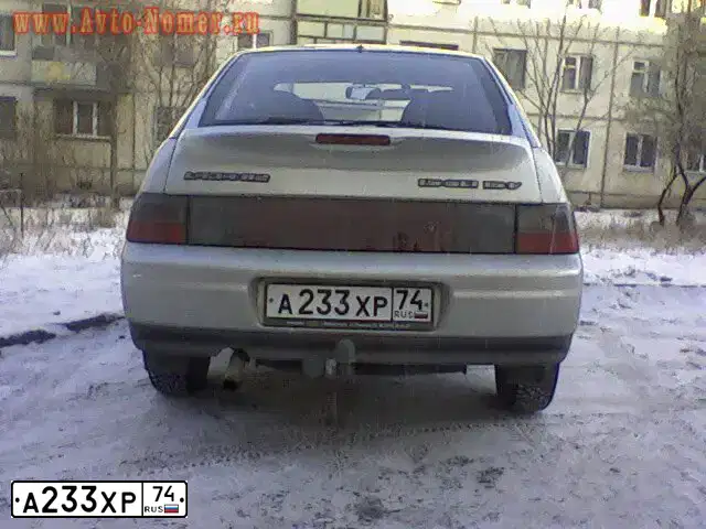 Фото автомобиля LADA 2112, 2002 — госномер О009НС74. Цвет: СВЕТЛО-СЕРЕБРИСТЫЙ МЕТАЛЛ