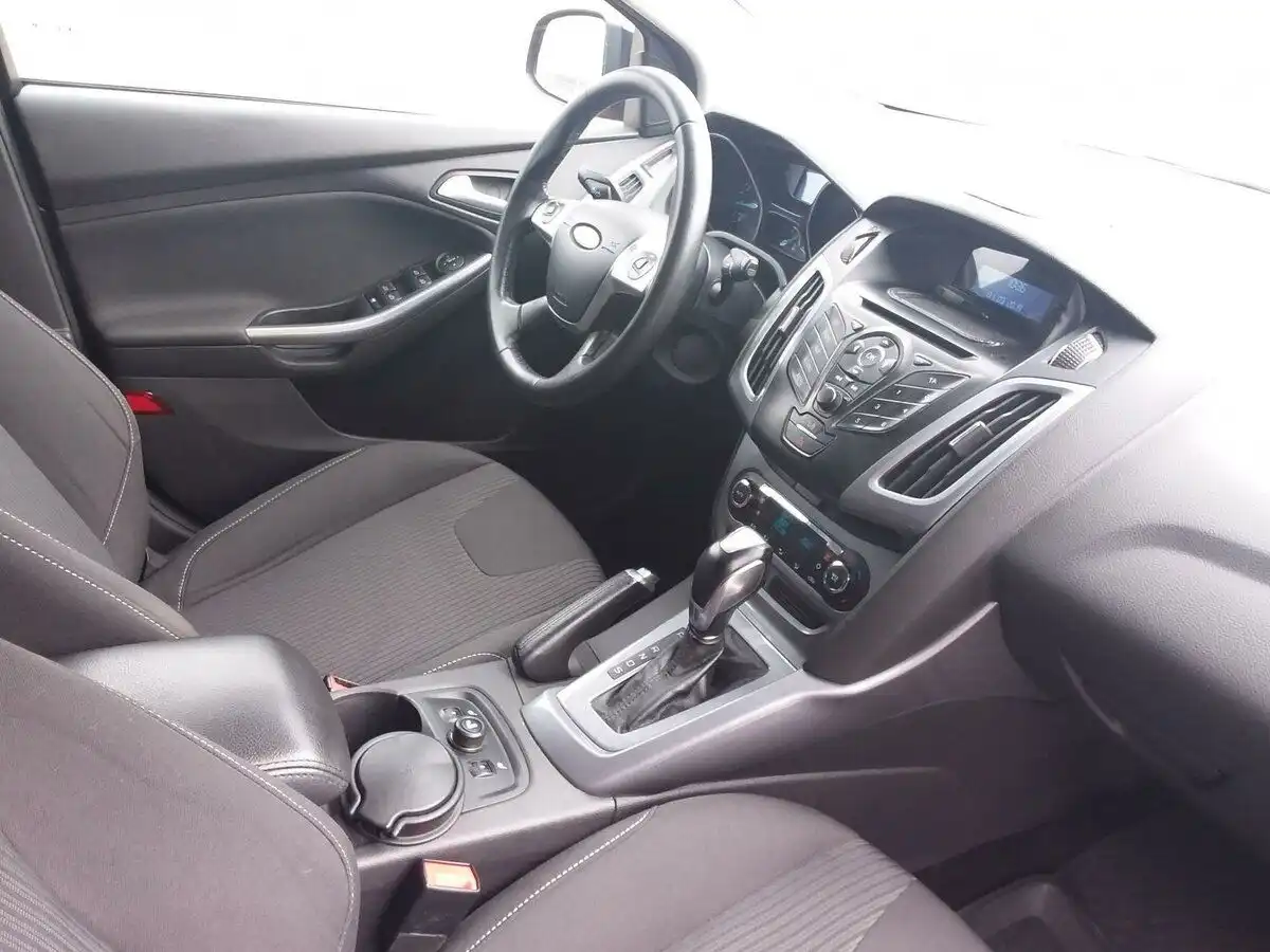 Фото автомобиля FORD D FOCUS, 2012 — госномер М356УТ18. Цвет: ЧЕРНЫЙ