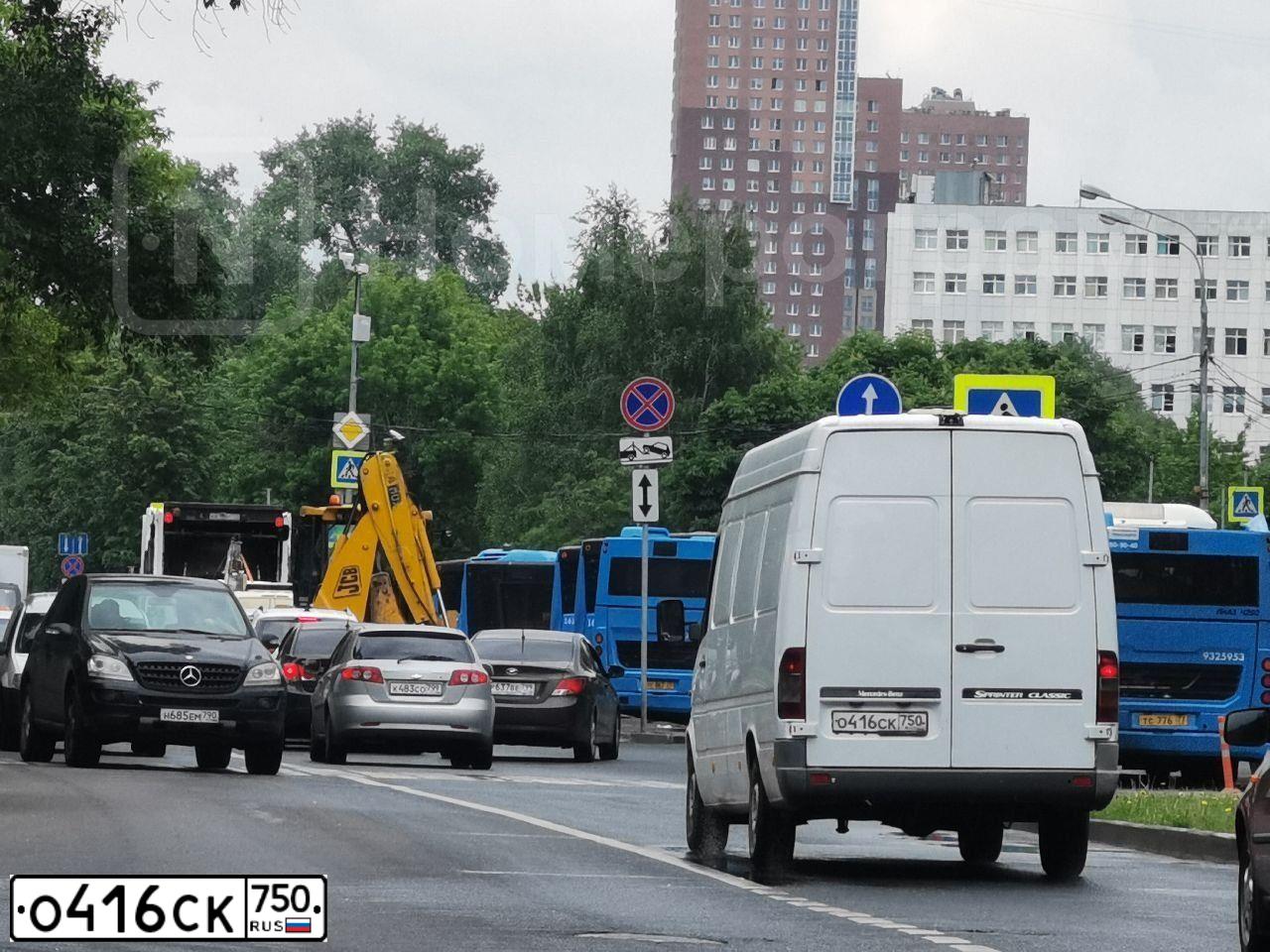 Фото автомобиля MERCEDES SPRINTER, 2014 — госномер О416СК750. Цвет: Белый