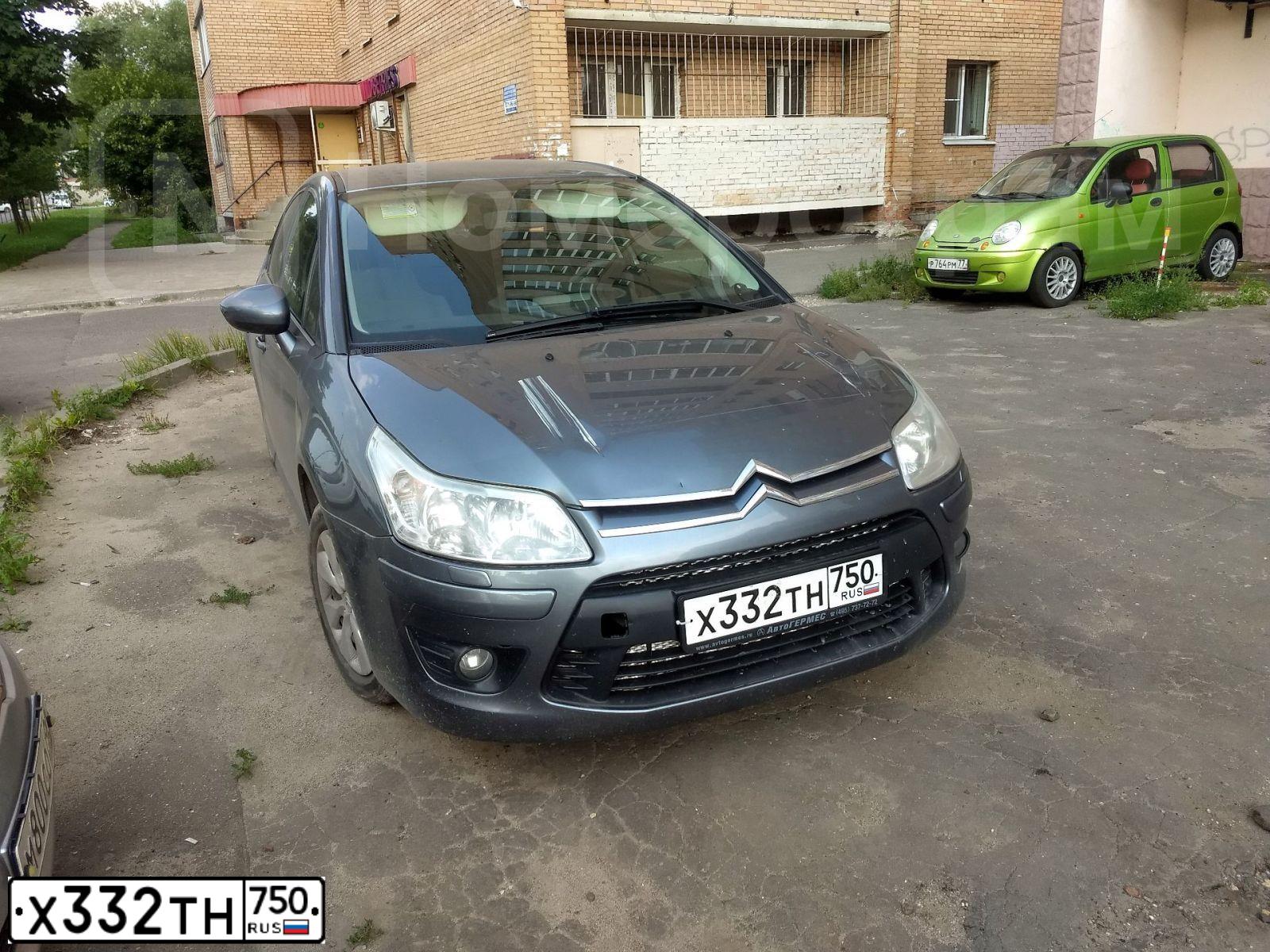 Фото автомобиля CITROEN C4, 2010 — госномер Х332ТН750. Цвет: СЕРЫЙ