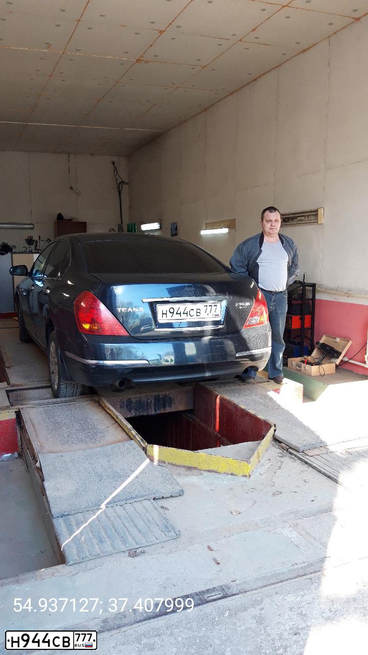 Фото автомобиля NISSAN TEANA, 2006 — госномер К228ВЕ156. Цвет: ЧЕРНЫЙ