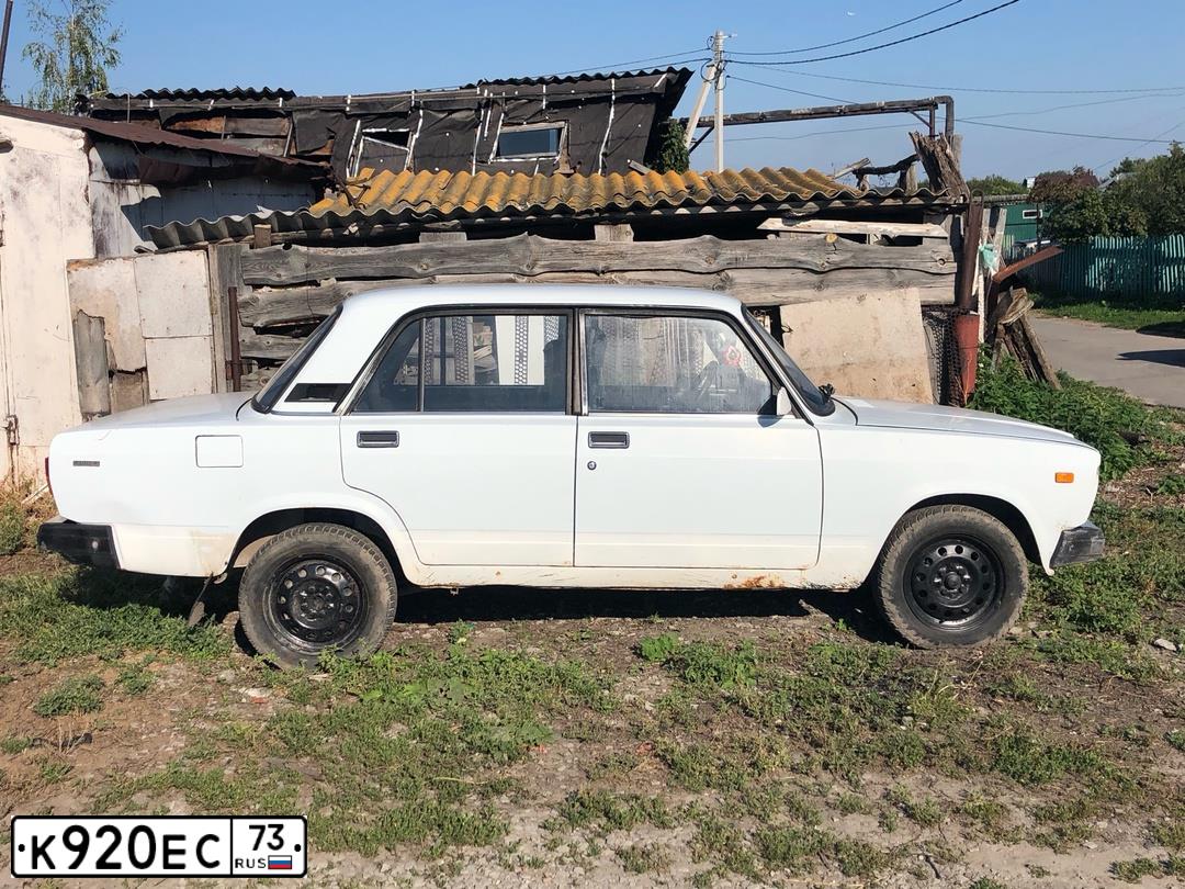 Фото автомобиля LADA 2107, 2002 — госномер К920ЕС73. Цвет: ЯРКО-БЕЛЫЙ
