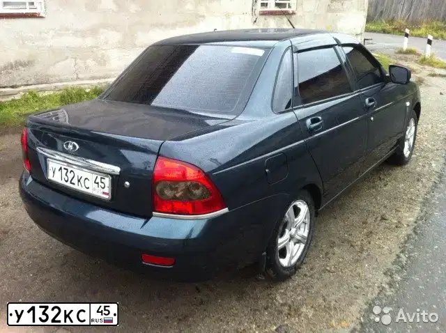 Фото автомобиля LADA 2170 PRIORA, 2013 — госномер Т500ЕХ96. Цвет: Сине-зеленый