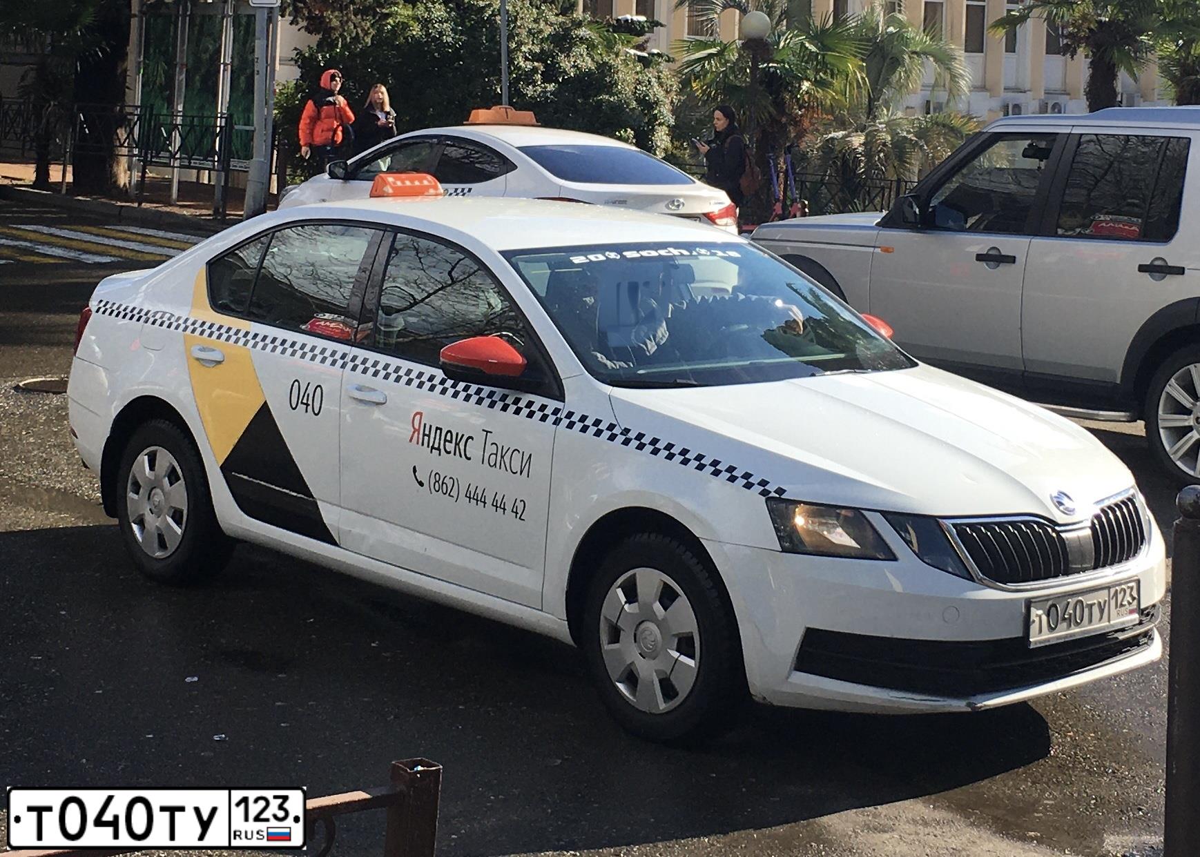 Фото автомобиля SKODA OCTAVIA, 2018 — госномер Н440НС82