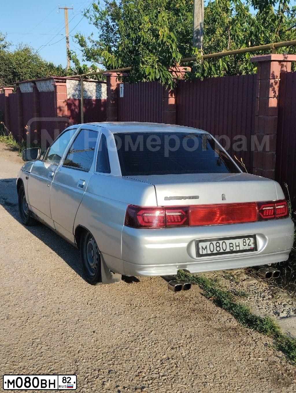 Фото автомобиля LADA 2110, 2005 — госномер М080ВН82. Цвет: СЕРЕБРИСТЫЙ МЕТАЛЛИК