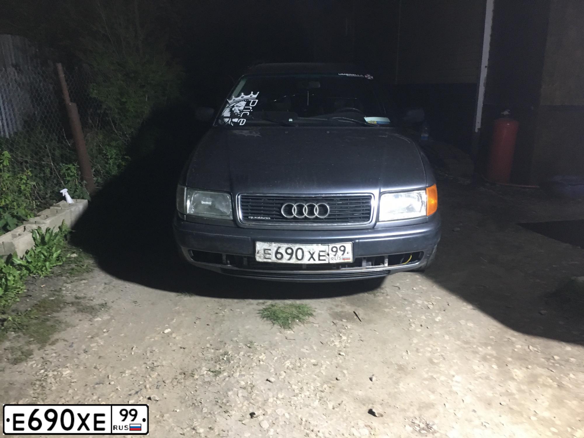 Фото автомобиля AUDI I 100, 1992 — госномер Е690ХЕ99. Цвет: ВИШНЕВЫЙ