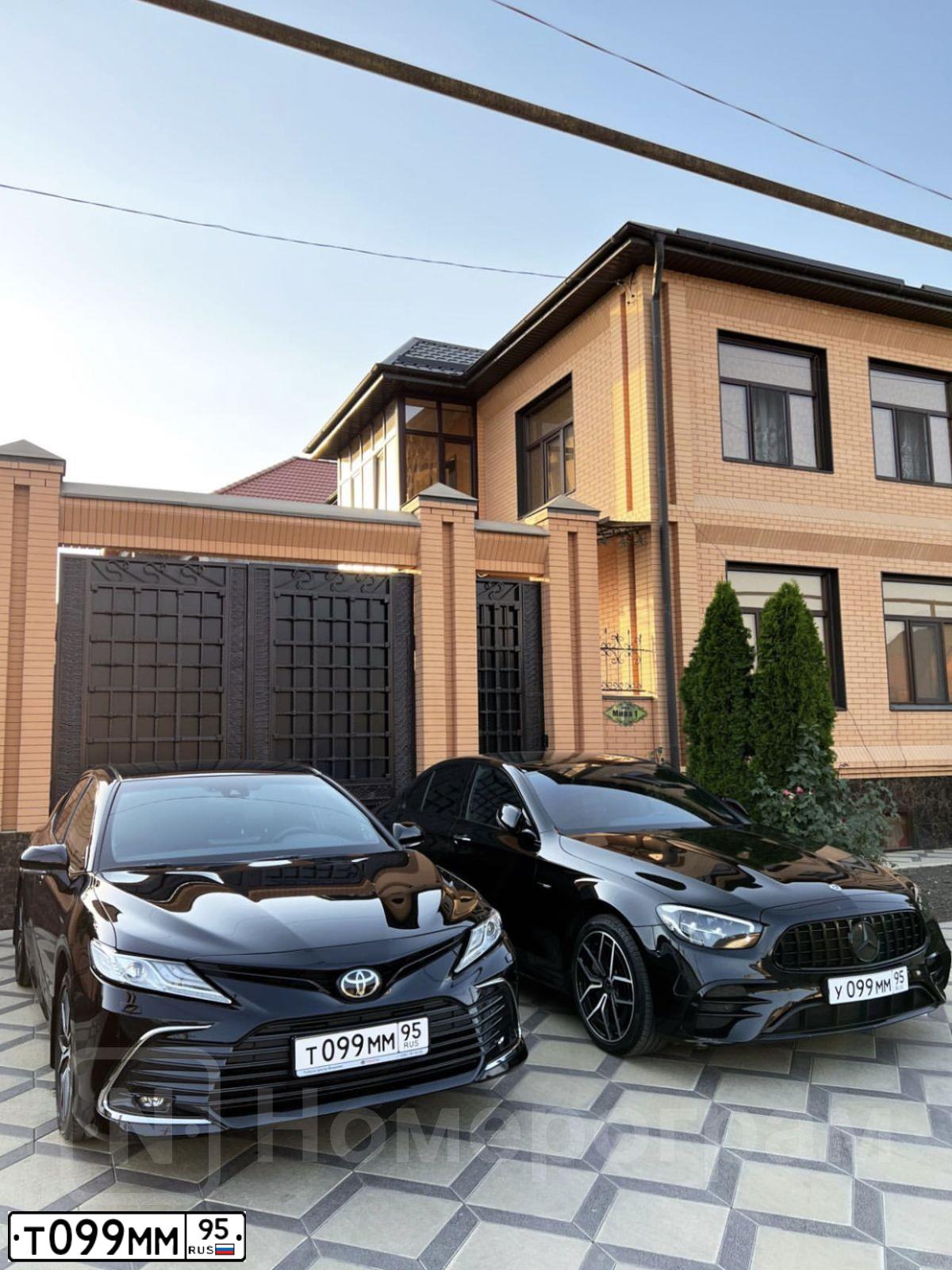 Фото автомобиля TOYOTA CAMRY, 2021 — госномер Т099ММ95