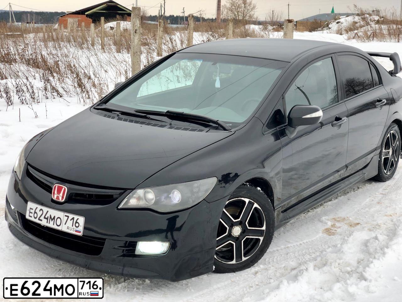 Фото автомобиля HONDA CIVIC, 2007 — госномер М236СТ152. Цвет: ЧЕРНЫЙ