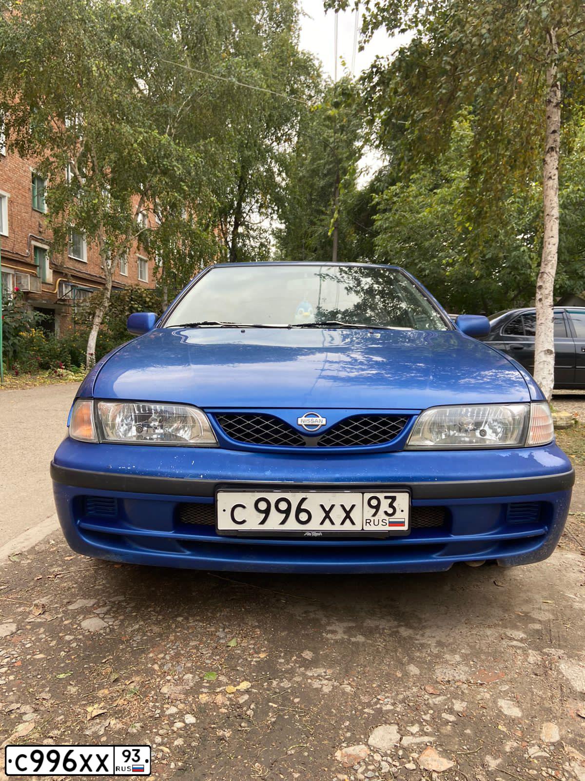 Фото автомобиля NISSAN ALMERA, 1999 — госномер С996ХХ93. Цвет: синий