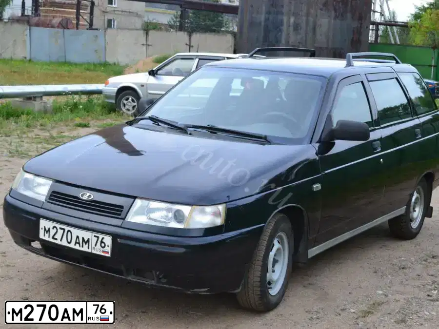 Фото автомобиля VAZ ЛАДА 211120 ЛАДА 111, 2009 — госномер М270АМ76. Цвет: Темно-зеленый
