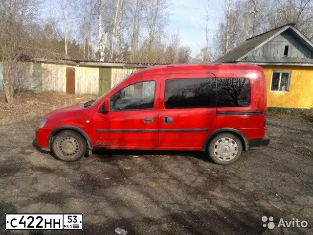Фото автомобиля OPEL COMBO, 2006 — госномер С521РХ39. Цвет: Красный