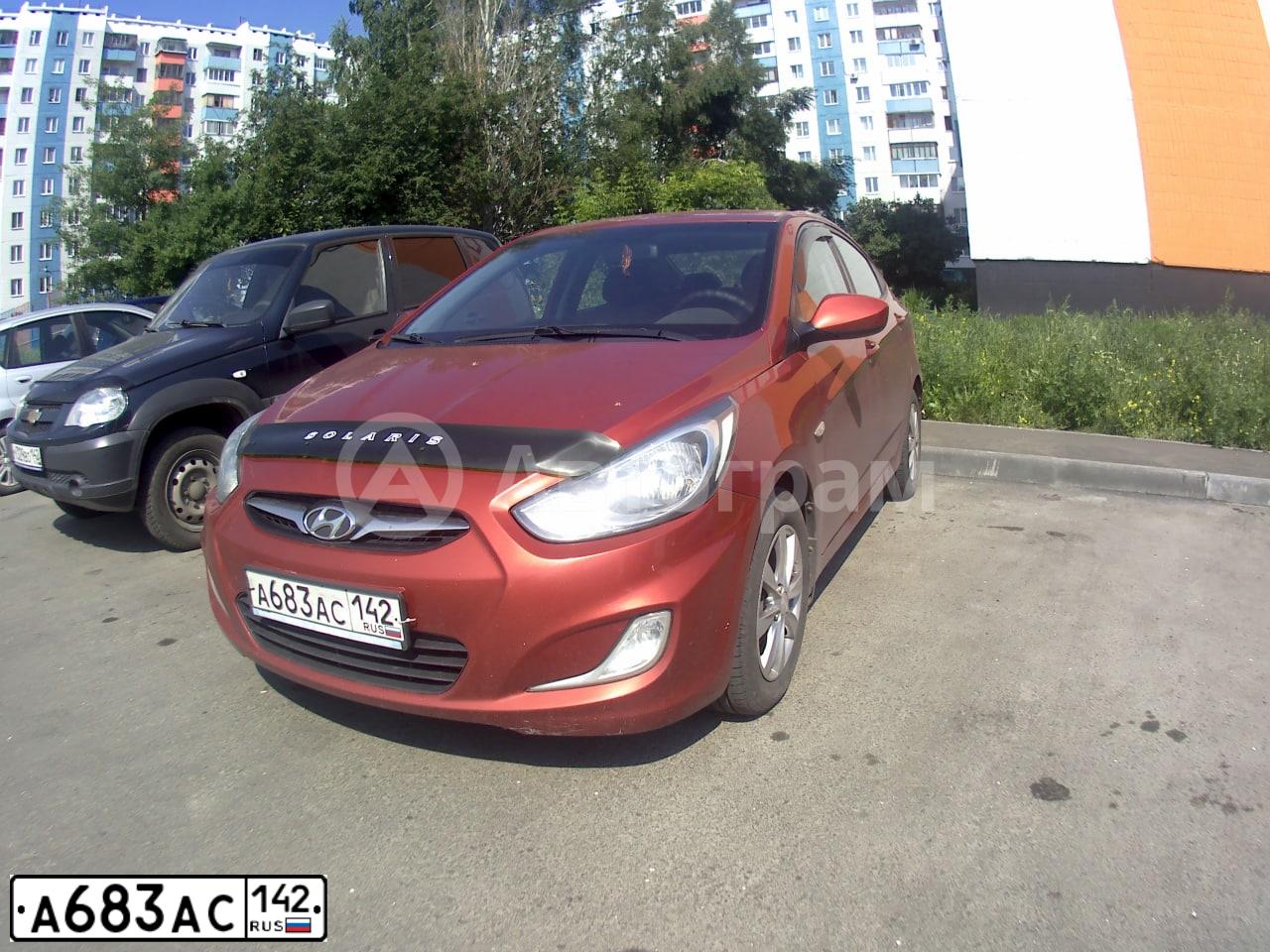 Фото автомобиля HYUNDAI SOLARIS, 2011 — госномер А683АС142. Цвет: КРАСНЫЙ ГРАНАТ
