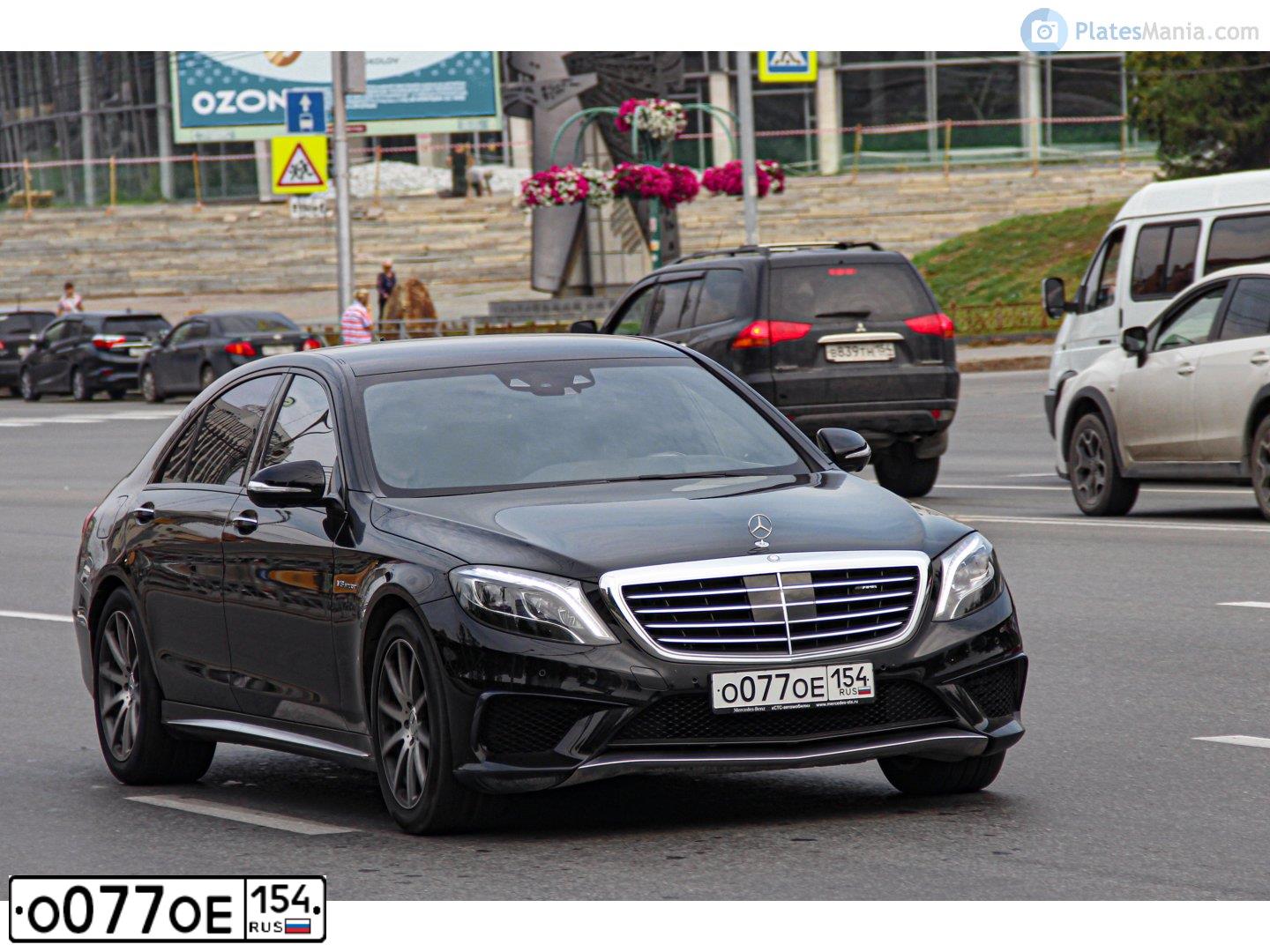 Фото автомобиля MERCEDES S-KLASSE, 2015 — госномер О077ОЕ154. Цвет: ЧЕРНЫЙ