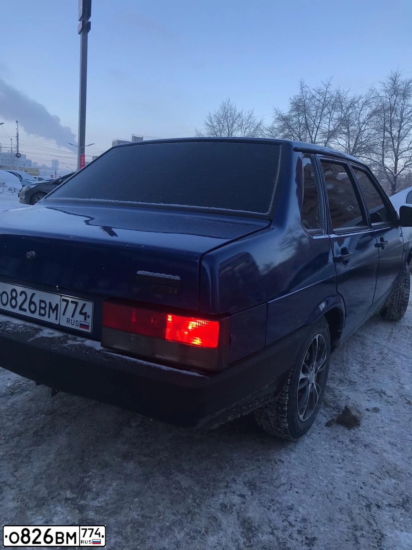 Фото автомобиля LADA 2109 SAMARA, 2003 — госномер К130СТ702. Цвет: СЕРЕБРИСТЫЙ ЯРКО-СИНИЙ