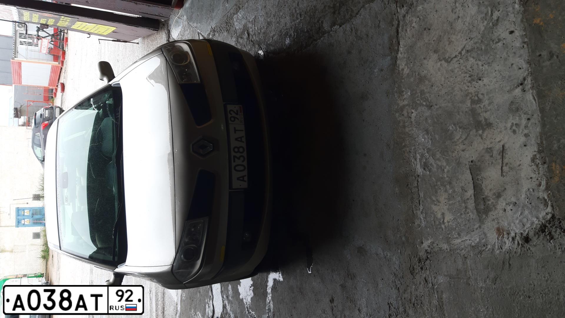Фото автомобиля RENAULT Megane, 2007 — госномер А038АТ92