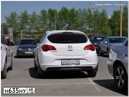 Фото автомобиля OPEL ASTRA, 2013 — госномер В274ВК136. Цвет: Белый