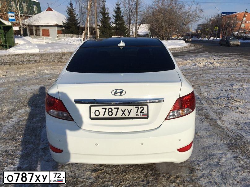 Фото автомобиля HYUNDAI SOLARIS, 2013 — госномер Р866СМ196. Цвет: Белый
