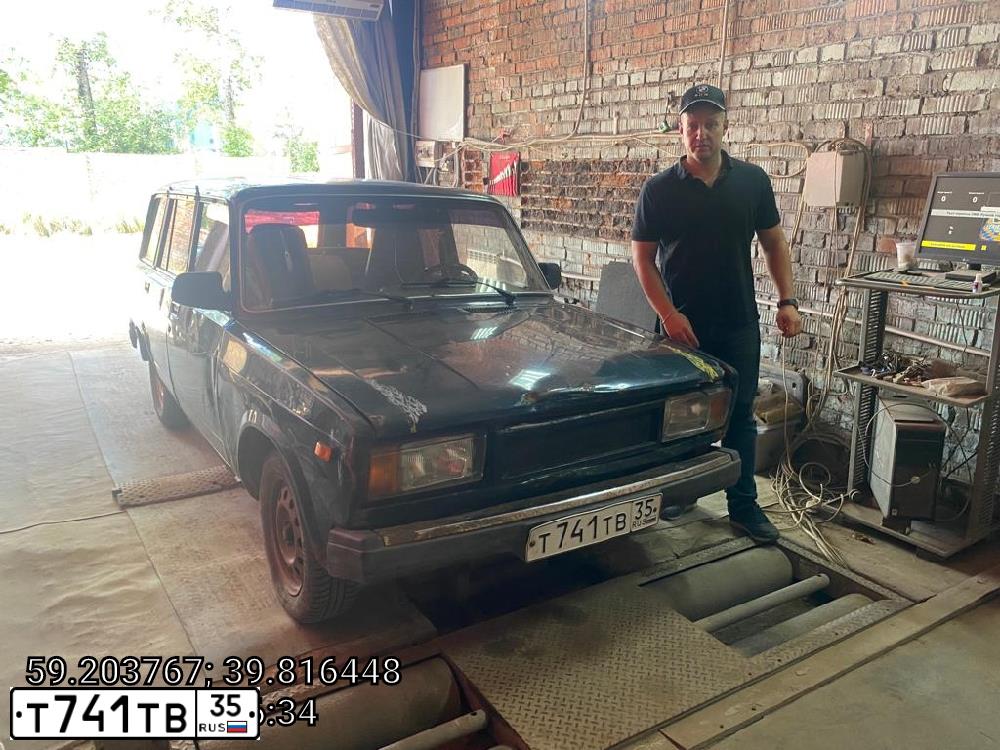 Фото автомобиля LADA 2104 LADA, 2008 — госномер Е471ЕС716. Цвет: АЛМАЗНОЕ СЕРЕБРО