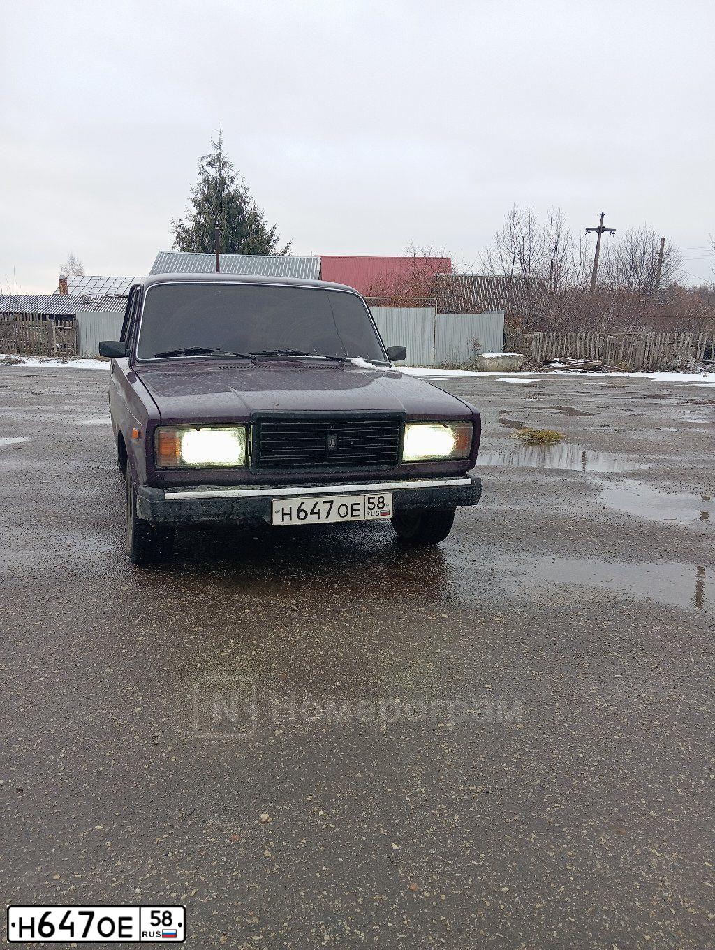 Фото автомобиля LADA 2107, 2004 — госномер М505РН164. Цвет: ФИОЛЕТОВЫЙ