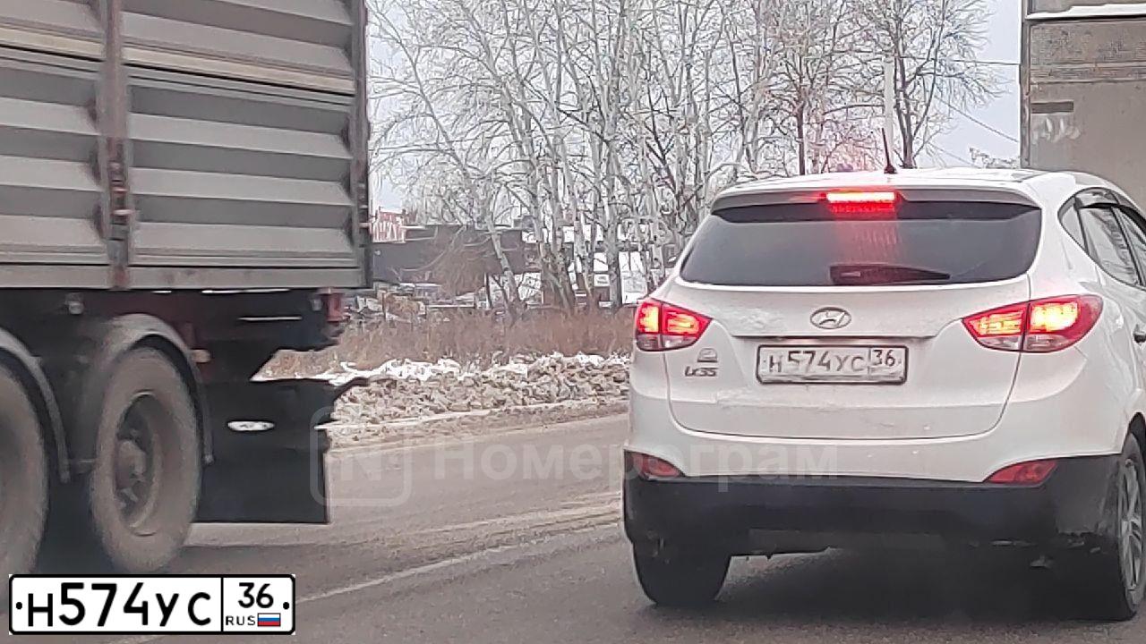 Фото автомобиля HYUNDAI AVANTE, 2012 — госномер М093ВН136. Цвет: Белый