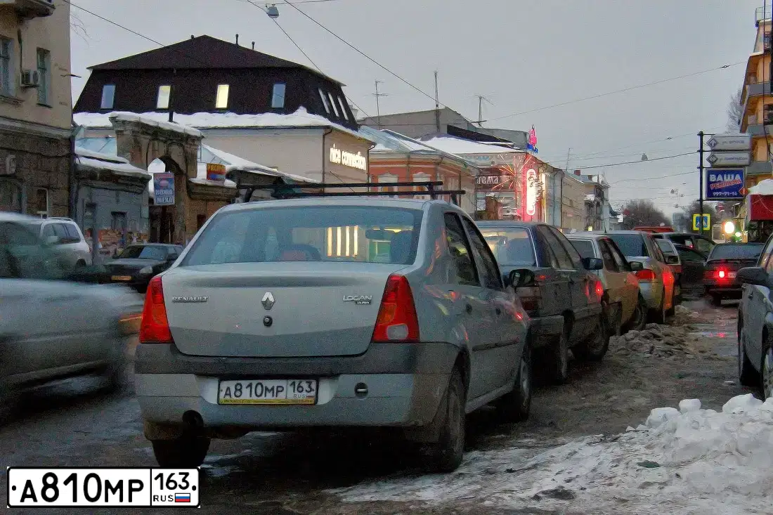 Фото автомобиля RENAULT LOGAN, 2008 — госномер А810МР163. Цвет: СЕРЫЙ
